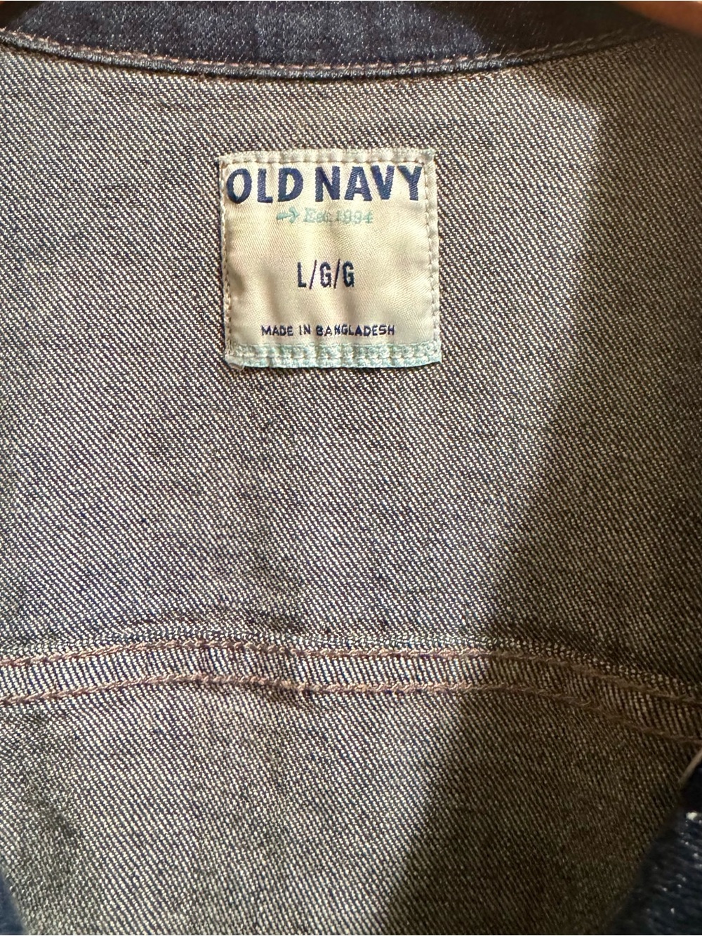 Old Navy - Women’s Dark Blue Wash Denim Jacket - Large - Picture 2 of 4